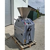 Manual Vacuum dough divider VD 100-700 - German Technik 3