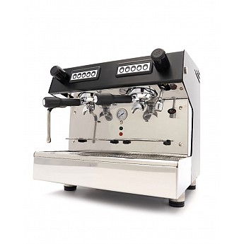 Espresso compact machine with two pistons