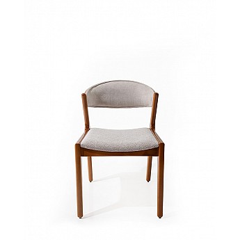 Chair Melisa